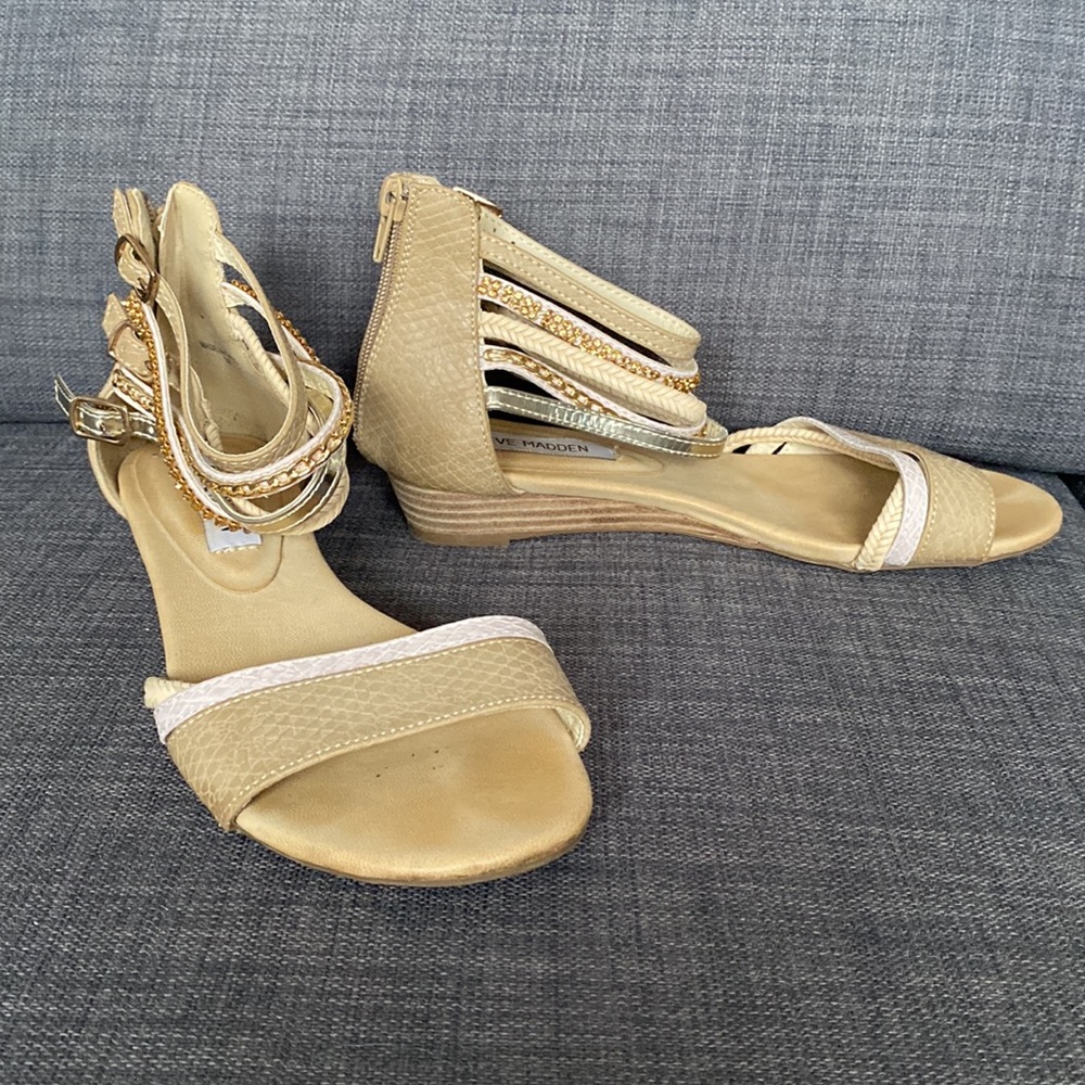 Steve Madden sandals
